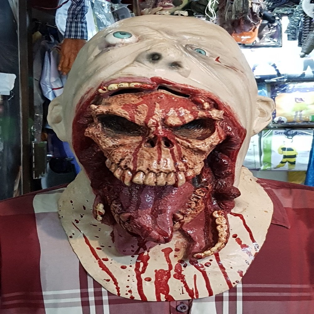 Halloween Super Deluxe Latex Full Mask. - Image 2