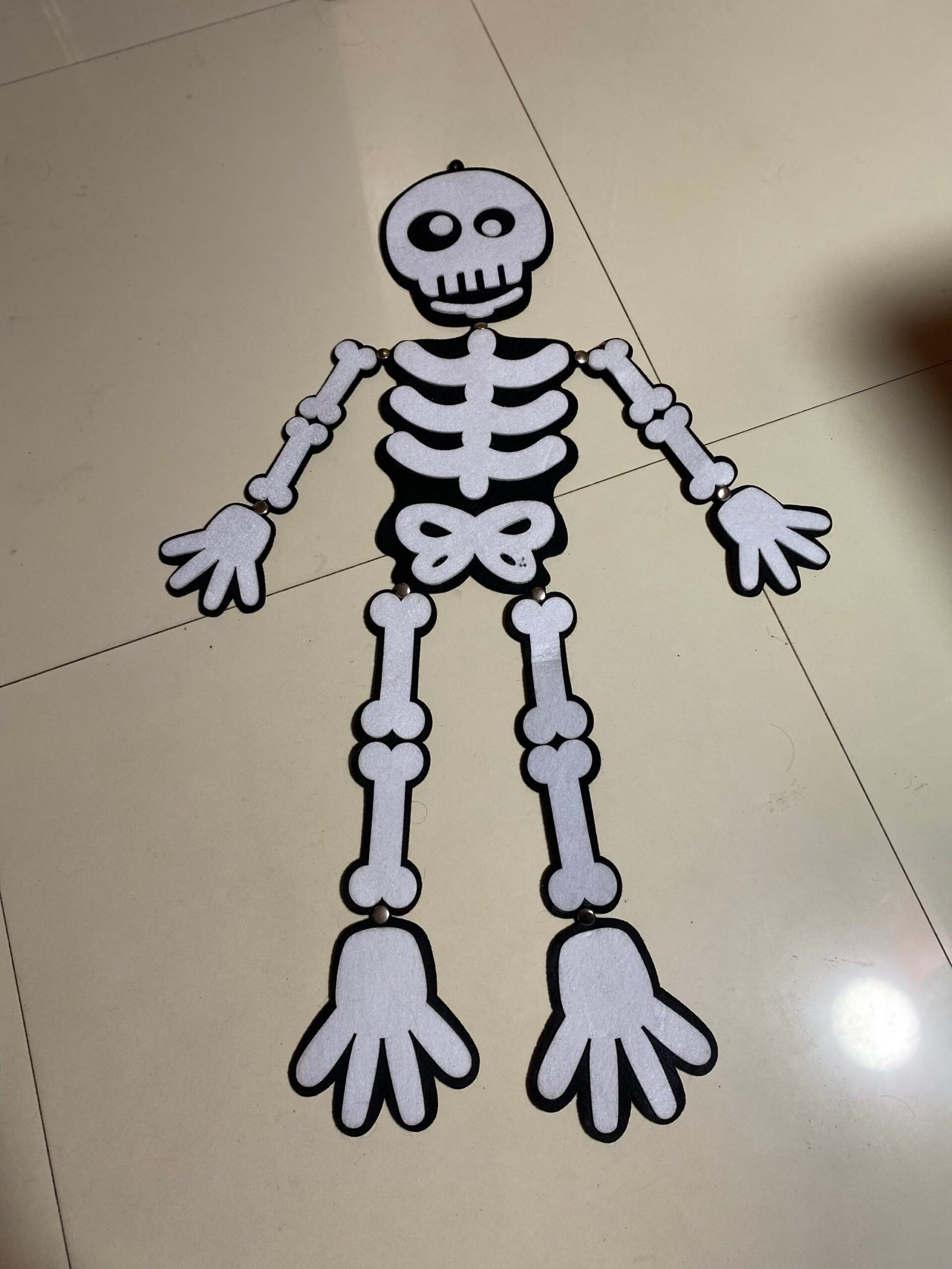 Skeleton hanging 3 feet made by hard double felt best Halloween Decoration.